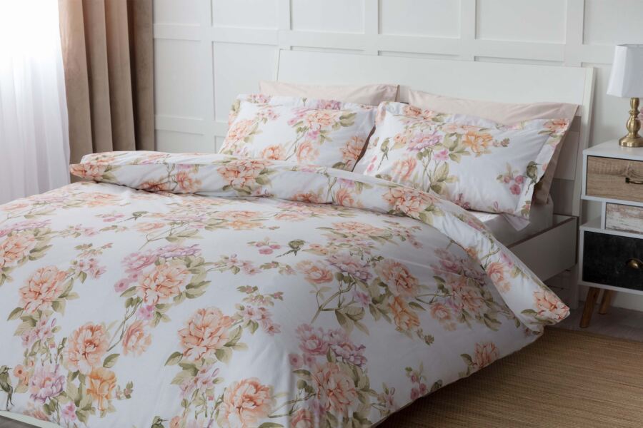 Aubrey Duvet Cover Set Aubrey Duvet Cover Set