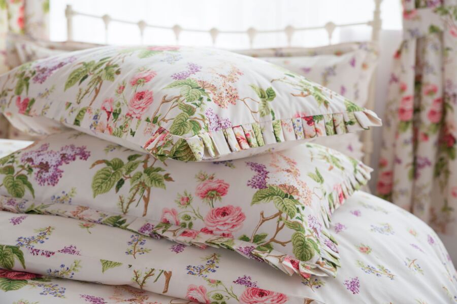 Delphine Duvet Cover Set Delphine Duvet Cover Set