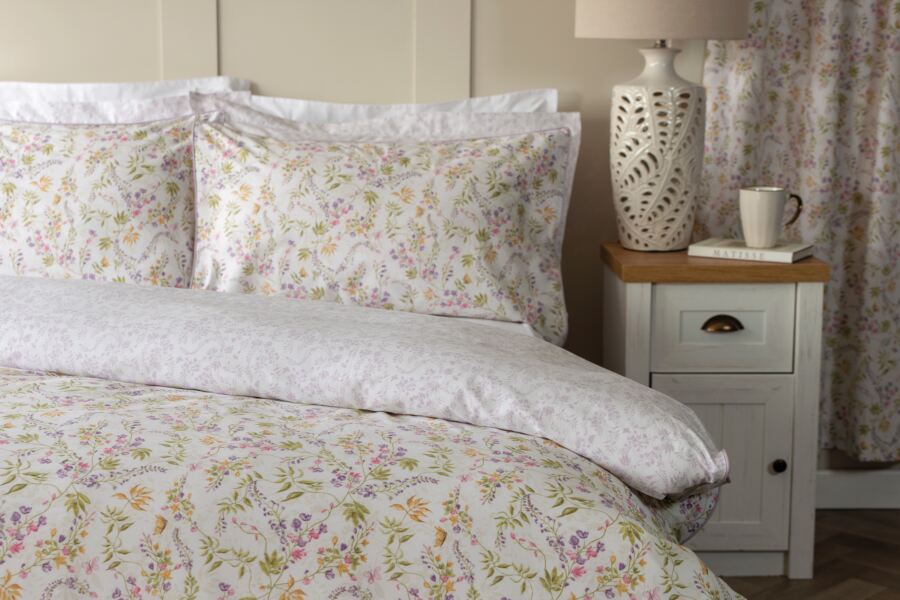 Kira Duvet Cover Set Kira Duvet Cover Set