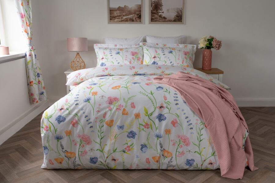 Larissa Duvet Cover Set Larissa Duvet Cover Set