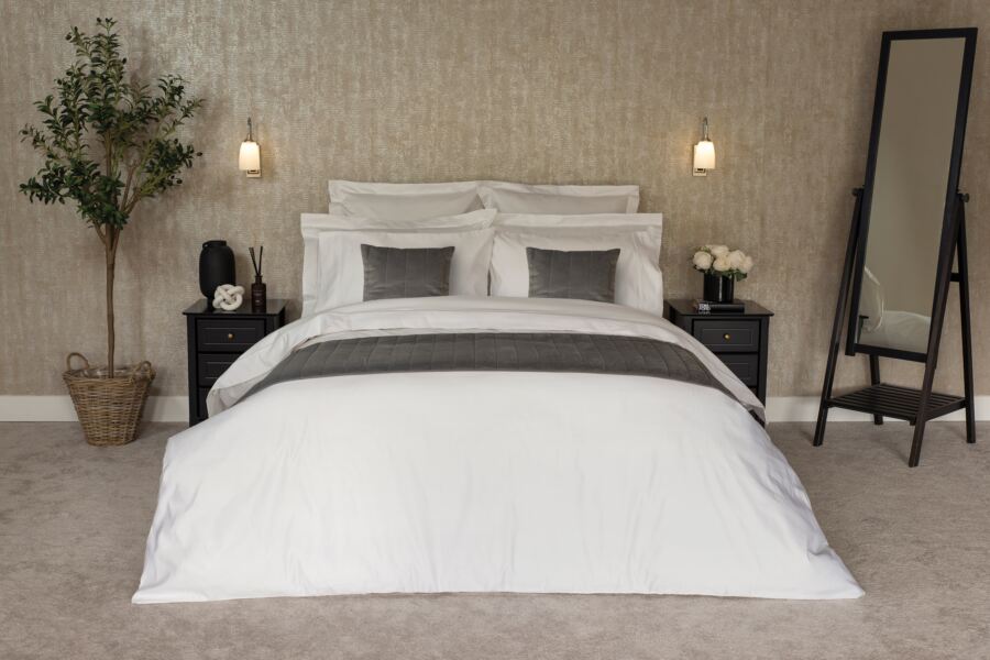Pure Egyptian Cotton Sateen 1000 TC Duvet Set Pure Egyptian Cotton Sateen 1000 TC Duvet Set