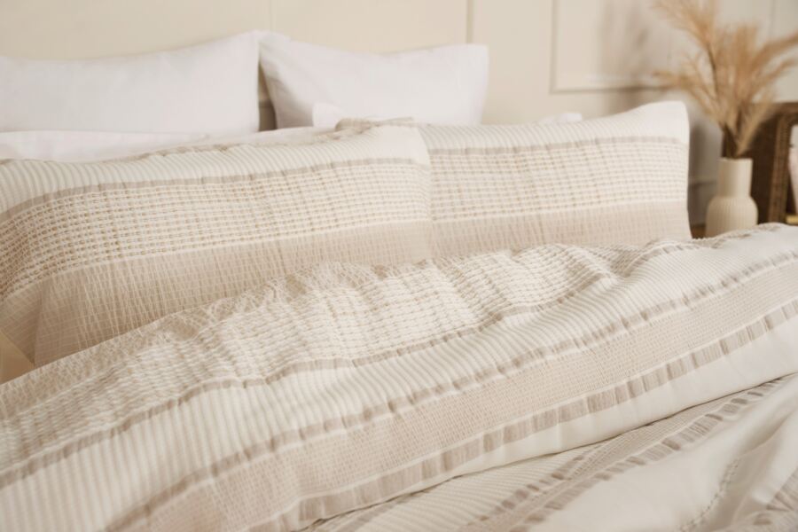 Rahil Duvet Cover Set Rahil Duvet Cover Set