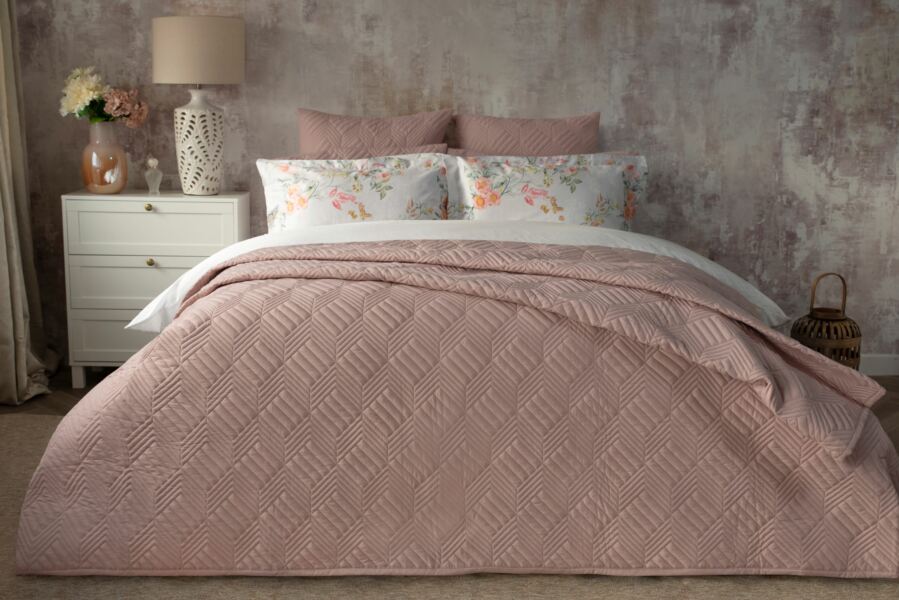 Rieva Duvet Cover Set Rieva Duvet Cover Set