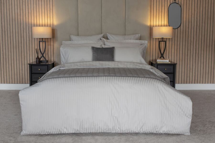 Hotel Suite 540 Count Satin Stripe Duvet Cover Set Hotel Suite 540 Count Satin Stripe Duvet Cover Set