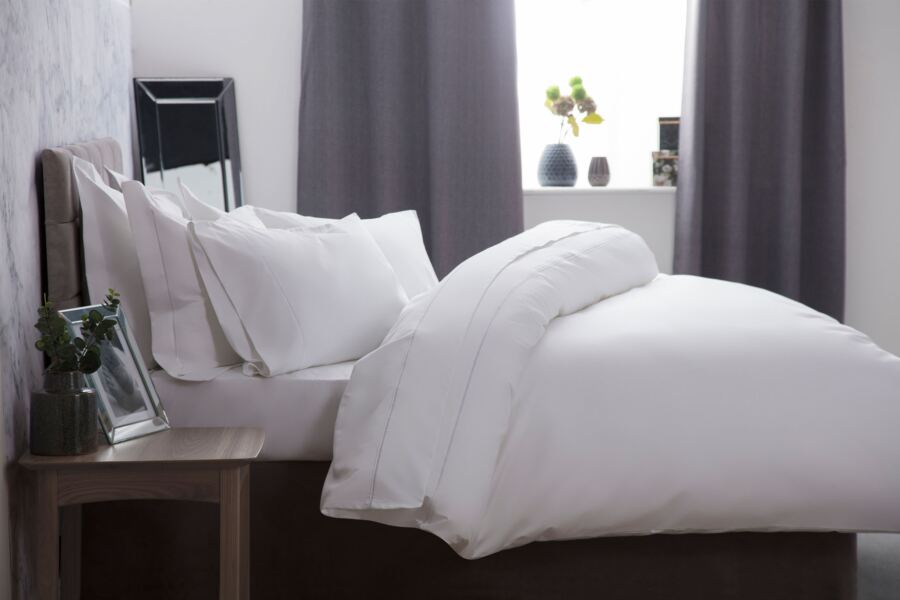 Ultralux Blend 1000 Count Duvet Cover Ultralux Blend 1000 Count Duvet Cover